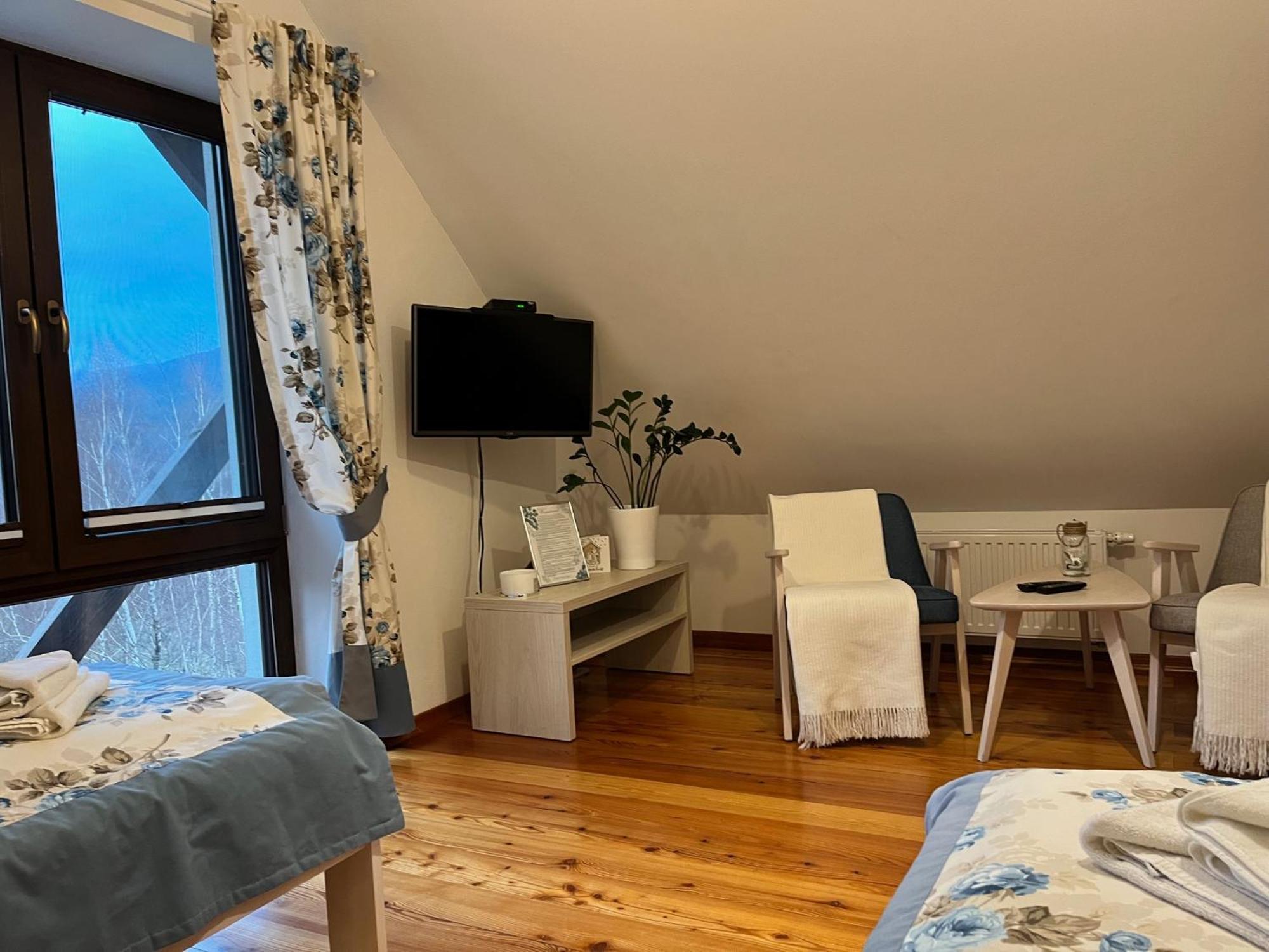 Apartamety I Pokoje Goscinne Na Jaskolczej Świeradów-Zdrój 外观 照片