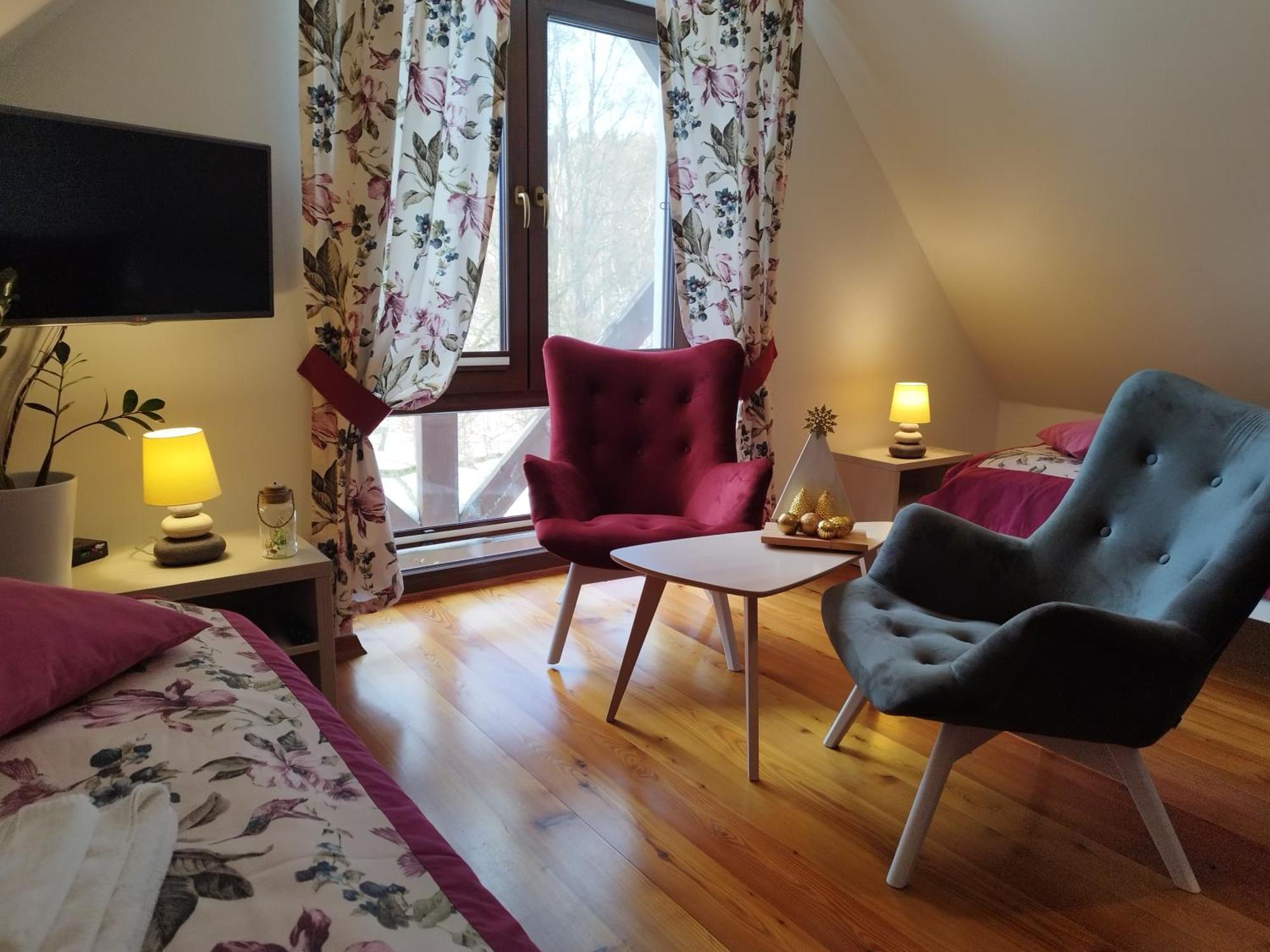 Apartamety I Pokoje Goscinne Na Jaskolczej Świeradów-Zdrój 外观 照片