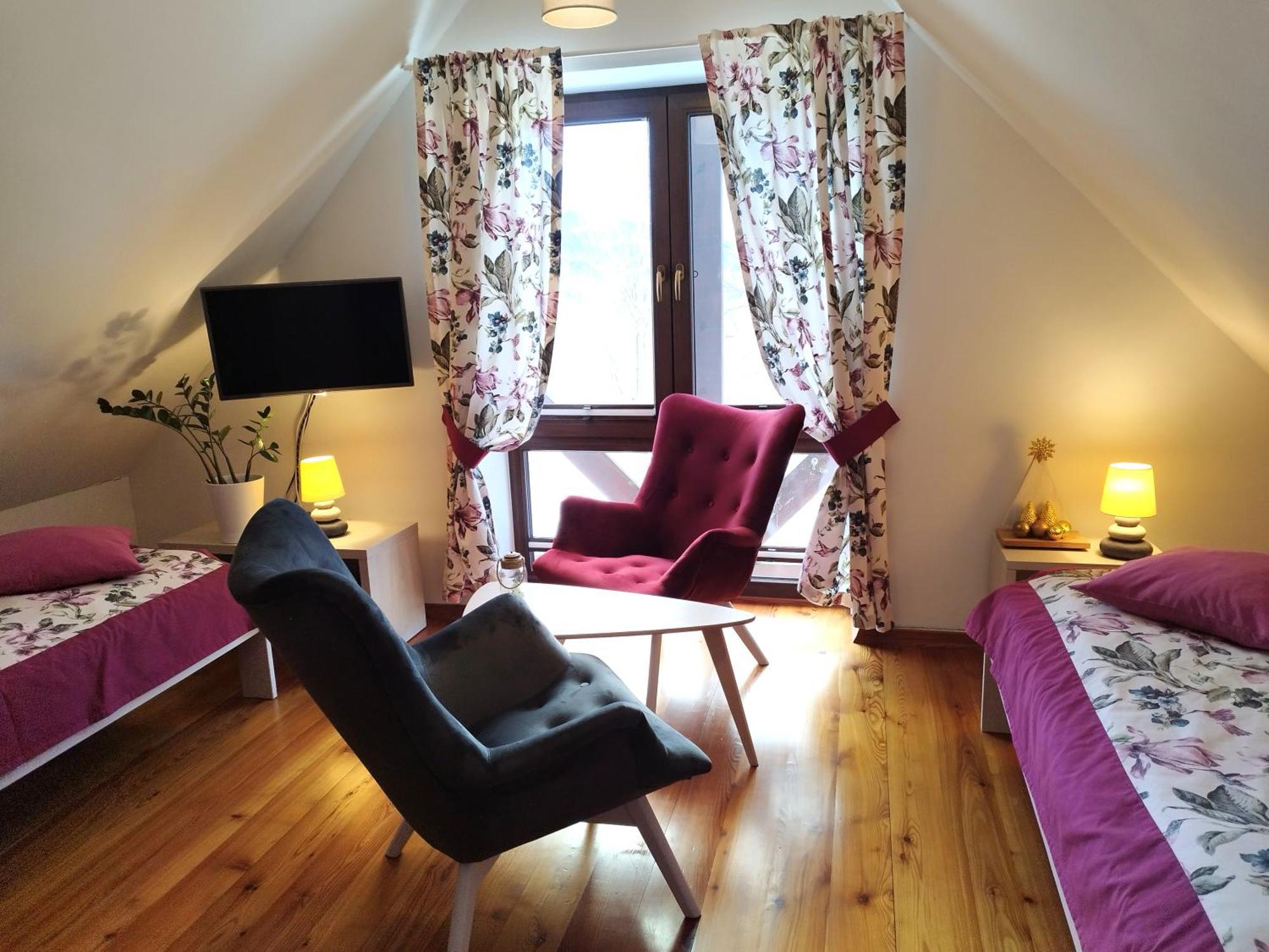 Apartamety I Pokoje Goscinne Na Jaskolczej Świeradów-Zdrój 外观 照片